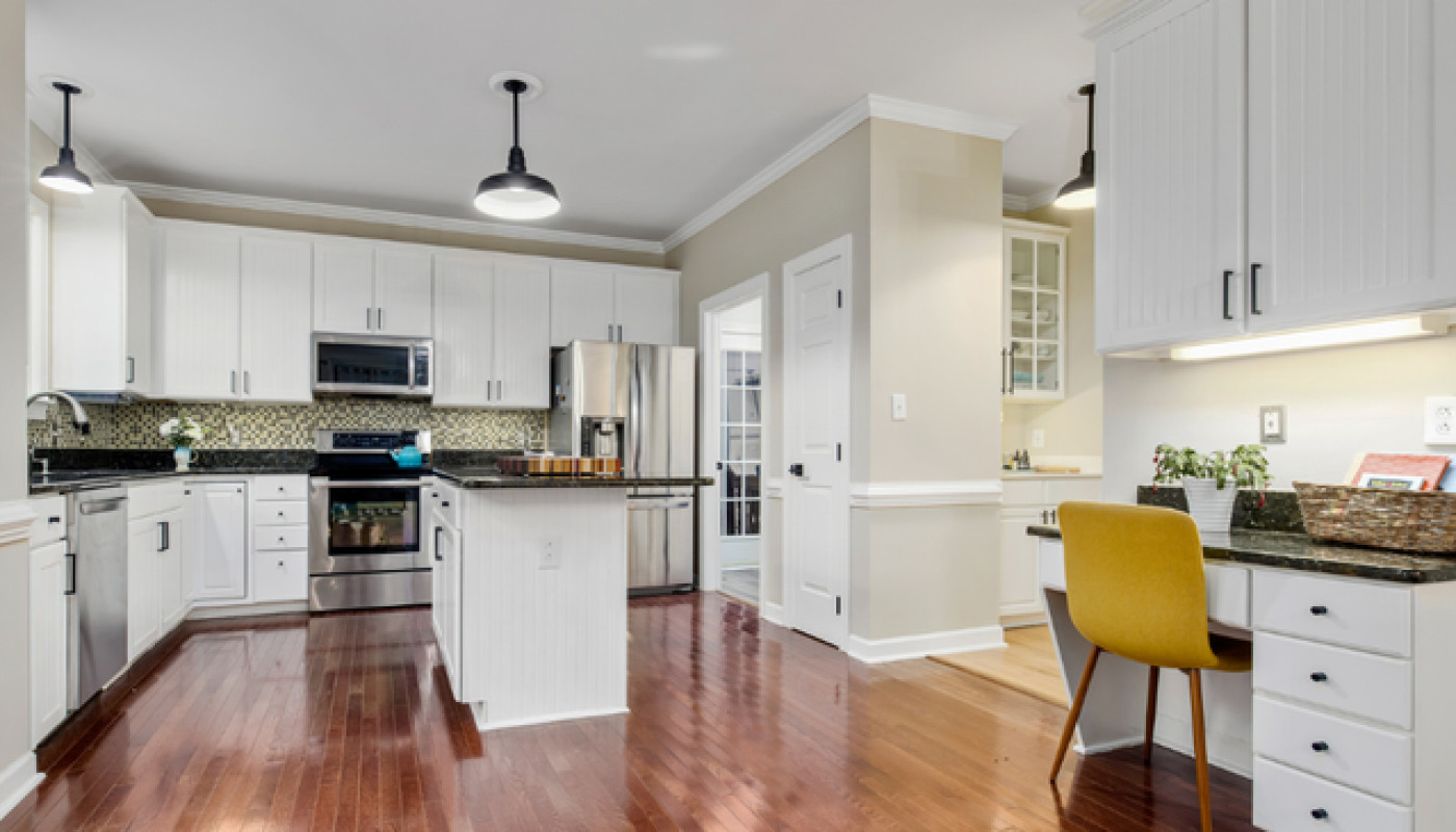 Qui contacter pour refaire son parquet à Rouen ?